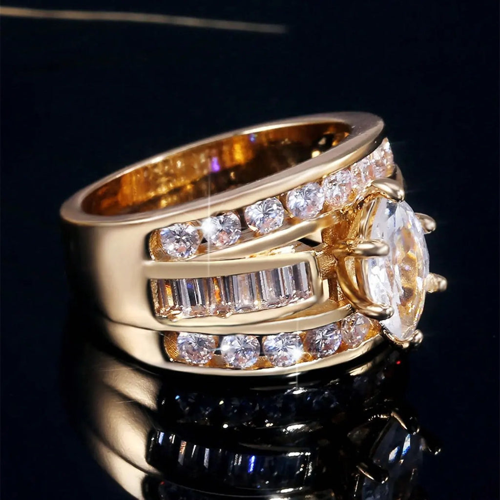 18k Elegant Marquise Ring