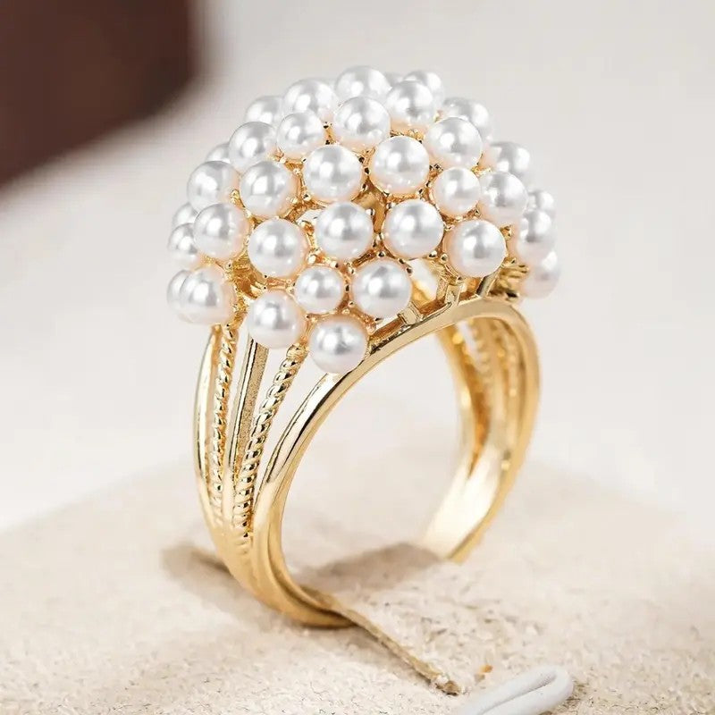 Elegant Pearl Cluster Ring