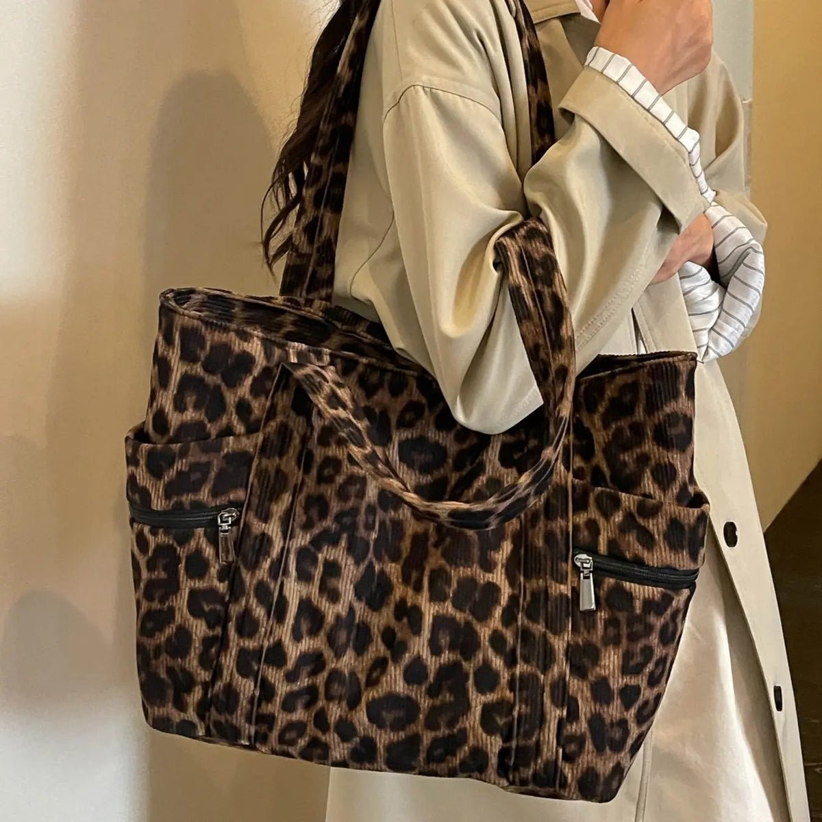 Elegant Leopard Tote Bag Set