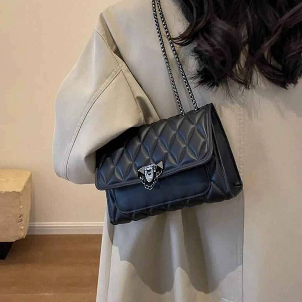 Quilted Chain Shoulder Bag
